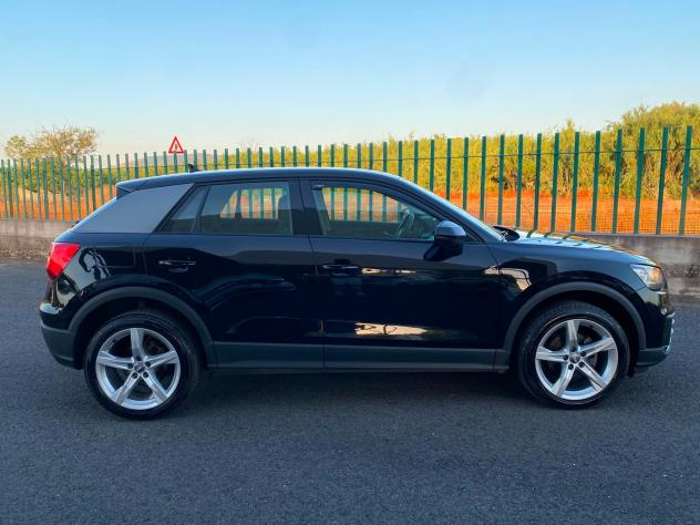 Audi Q2 30 TDI S tronic Business Design - Foto 6