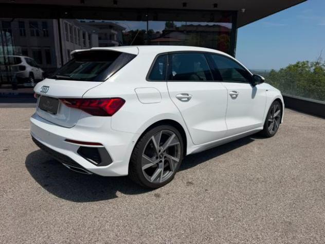 AUDI A3 SPB 35 TDI S tronic S-LineEsterno R19 rif. 24000145 - Foto 3