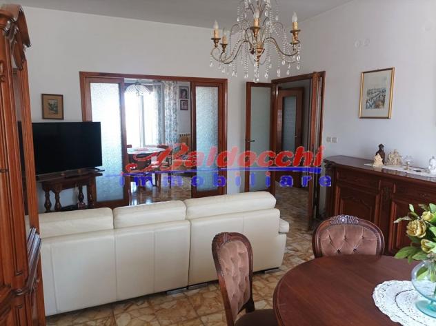 ULTIMO PIANO CENTRO STORICO VISTA MARE! - Foto 4