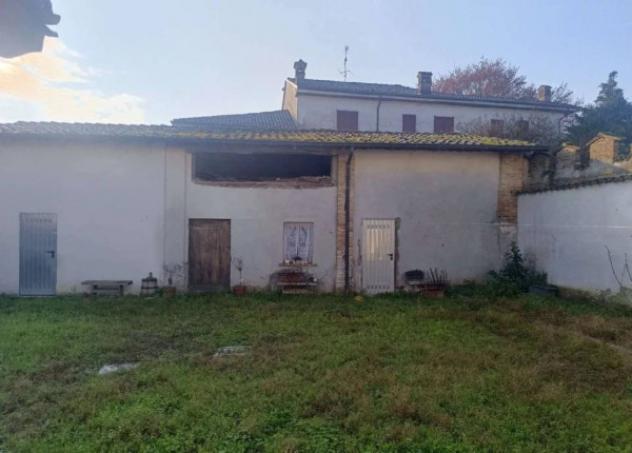 Immobile in asta di 349 m², box auto in vendita a Isola Sant'Antonio - Foto 2