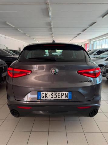 ALFA ROMEO - Stelvio - 2.2 T.diesel 190CV AT8 Q4 Sprint - AUTOCARRO N1 - Foto 4