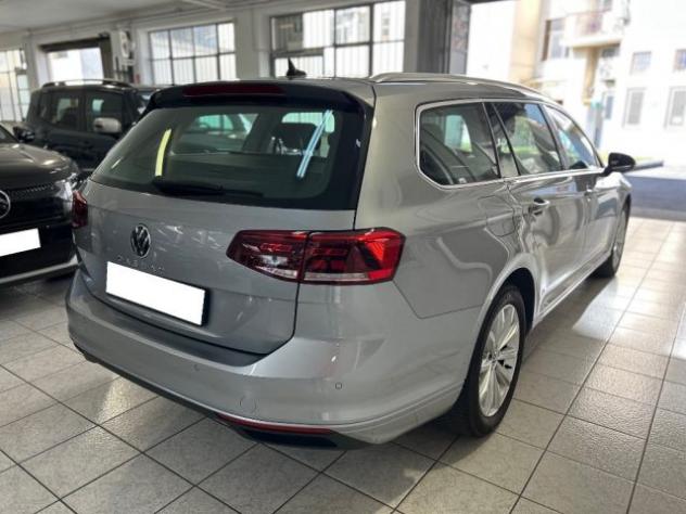 VOLKSWAGEN Passat Variant 2.0 TDI SCR EVO DSG Business rif. 23464793 - Foto 6