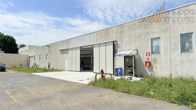 CAPANNONE INDIPENDENTE CON PALAZZINA UFFICI IN AFFITTO A CORNATE D'ADDA - Foto 4