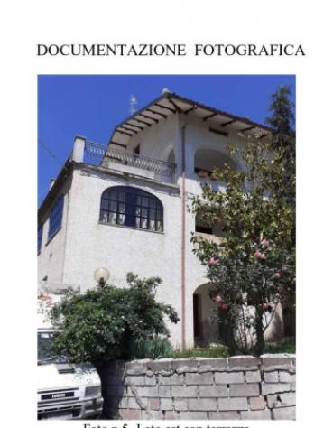 Immobile in asta di 400 m² con più di 5 locali in vendita a Teramo - Foto 2