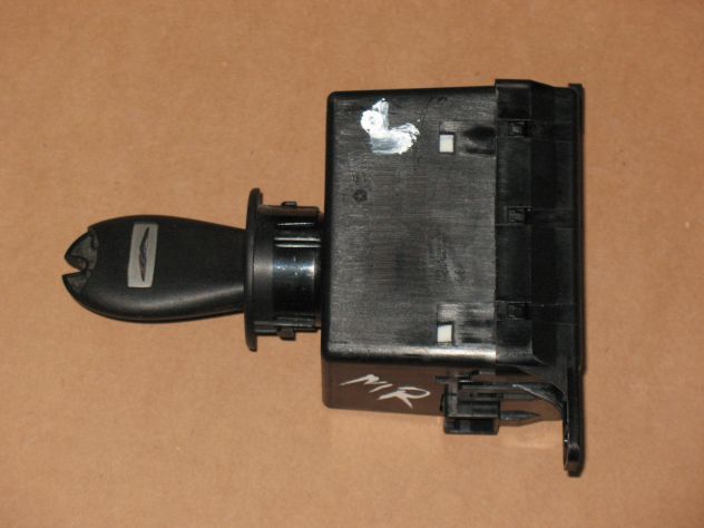 P68210155AB BOCCHETTO CHIAVE CHRYSLER GRAN VOYAGER 68210155AB T0000217670135