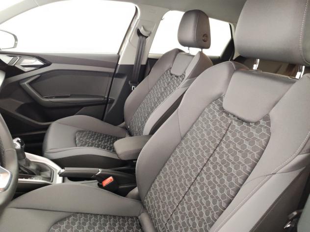 Audi A1 Sportback Allstreet 35 TSI S Tronic Identity Contrast - Foto 9