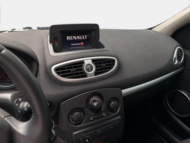 RENAULT Clio 1.2 16V 5 porte Luxe rif. 23930195 - Foto 10