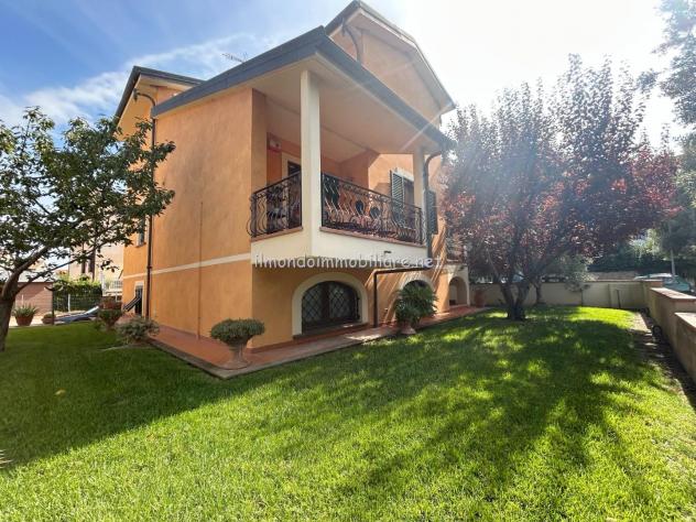 Villa in vendita a Cecina 250 mq Rif: 1450246 - Foto 2