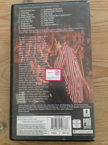 Oasis, Live by the sea, VHS (1995) - Foto 2