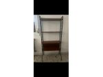 Libreria modernariato anni ’60 a scaffali in teak con montanti neri