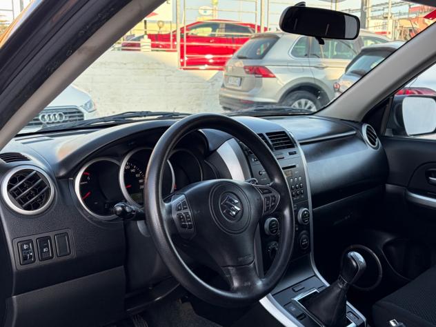 Suzuki Grand Vitara 1.9 DDiS 5 porte Executive Crossover - Foto 9