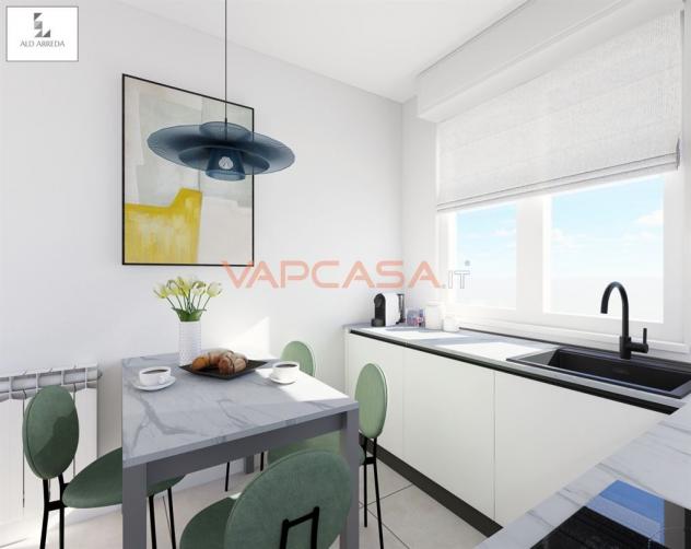 ESCLUSIVO E LUMINOSO TRIOLOCALE CON BOX DOPPIO - Foto 3