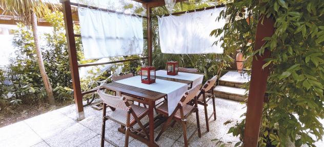 Appartamento ristrutturato con giardino e posto auto - Foto 3