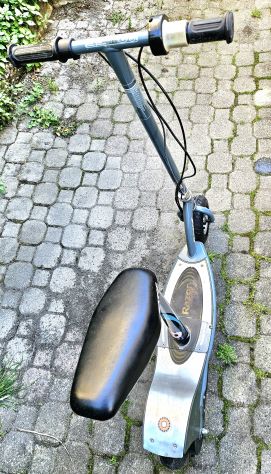 Monopattino elettrico Razor e300s - Foto 5