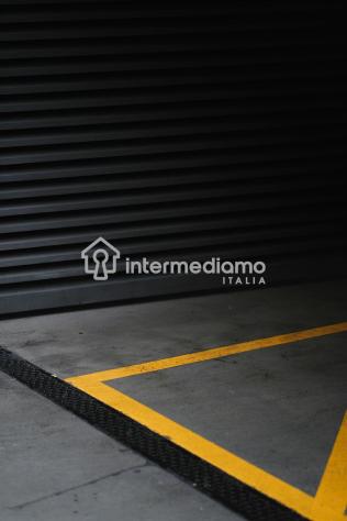 BOX AUTO IN AFFITTO A VILLA SAN PIETRO