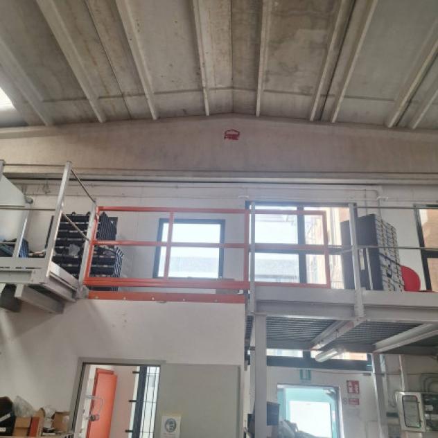 Immobile di 700 m² in affitto a Scandiano - Foto 10