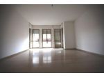 Appartamento di 170 m² con 5 locali e box auto in vendita a Gallarate