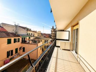 ID 831 Loano Via Simone Stella ampio bilocale in affitto turistico per brev &hellip;