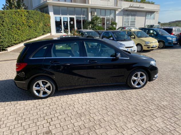 MERCEDES CLASSE B 180 CDI1.8 Automatic PREMIUM AMG ,TETTO ,GANCIO TRAINO - Foto 7