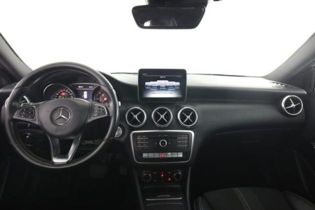 MERCEDES-BENZ A 180 A 180 d Automatic Sport rif. 23925663 - Foto 3