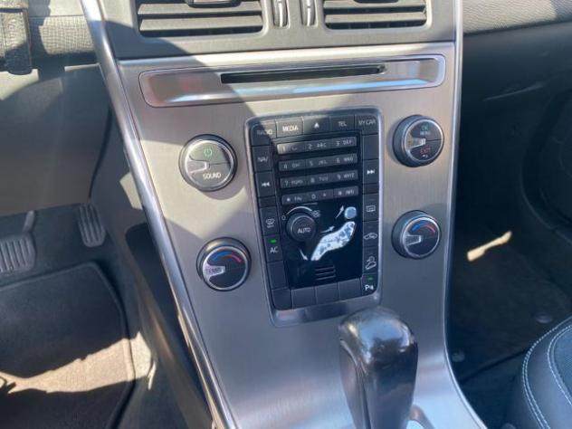 VOLVO XC60 D3 AWD Geartronic Kinetic rif. 24077826 - Foto 9