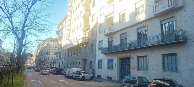 APPARTAMENTO di 3 vani e di 87 mq (MILANO) rif. H112 - Foto 2