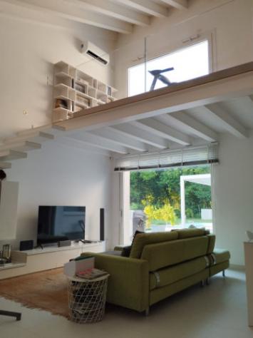 Villa di 150 m² con 5 locali e box auto doppio in vendita a Mirano