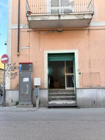 Locale commerciale in affitto a Capodrise
