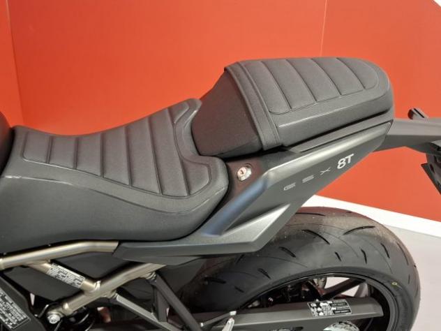 SUZUKI GSX-8S (2025) GSX-8T MY26 (2025-) rif. 23443125 - Foto 10