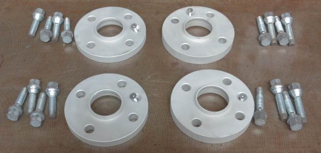 Kit 4 distanziali ruote FIAT 16+20 mm con Bulloni