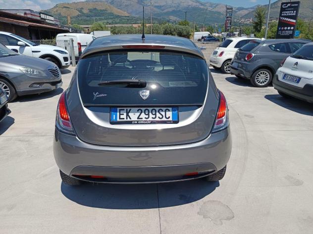 LANCIA Ypsilon 1.2i 69 CV - NEOPATENTATI - Foto 8