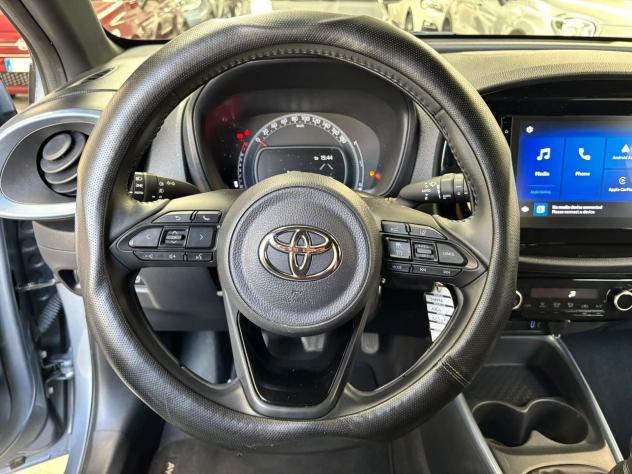 Toyota Aygo X 1.0B (72 CV) Active - Foto 10
