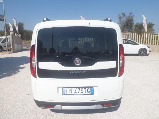 Fiat Doblo trekking 5 posti autovettura - Foto 5