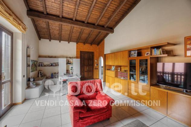 Villa di 277 m² con più di 5 locali in vendita a Arsago Seprio - Foto 8