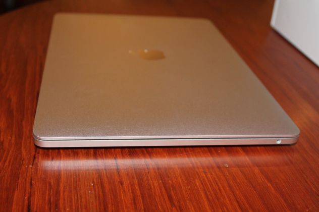 MacBook 13 PRO - M2 - 8gb RAM - 256 gb - 2024 - Foto 2
