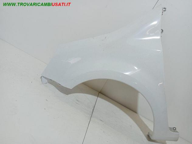 PARAFANGO ANT. SX BIANCO IN PLASTICA  999-U1560064 Carrozzeria  Lamierati esterni  Fiancate  Parafango ant. RENAULT - MODUS - 2004  2008, RENAULT - MO