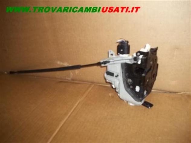 SERRATURA PORTA ANT.S. LEON SEAT LEON (1P)  Carrozzeria  Lamierati esterni  Porte  Serratura porta a SEAT - ALTEA XL - 01-10-2006 - 01-04-2009, SEAT -
