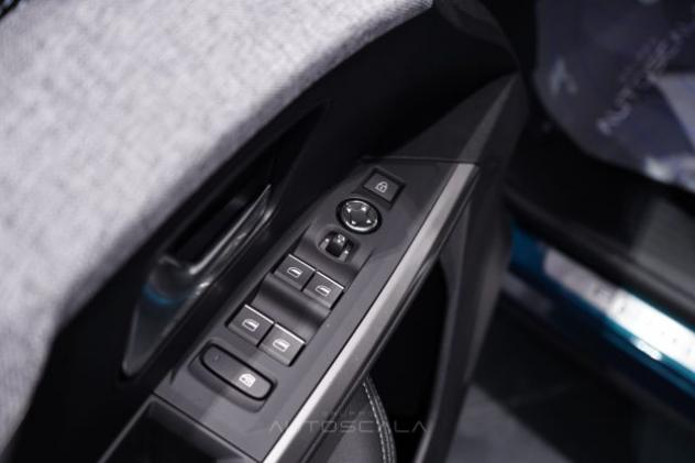 PEUGEOT 3008 1.2 Hybrid 145cv e-DCS6 GT rif. 23902139 - Foto 10