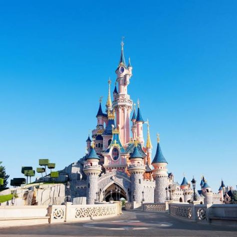 4 Biglietti Disneyland Paris - "1 Giorno / 1 Parco"