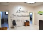 Scarperia - Ufficio con posto auto