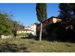 Tenuta complesso in Vendita in zona SAN CLEMENTE con giardino