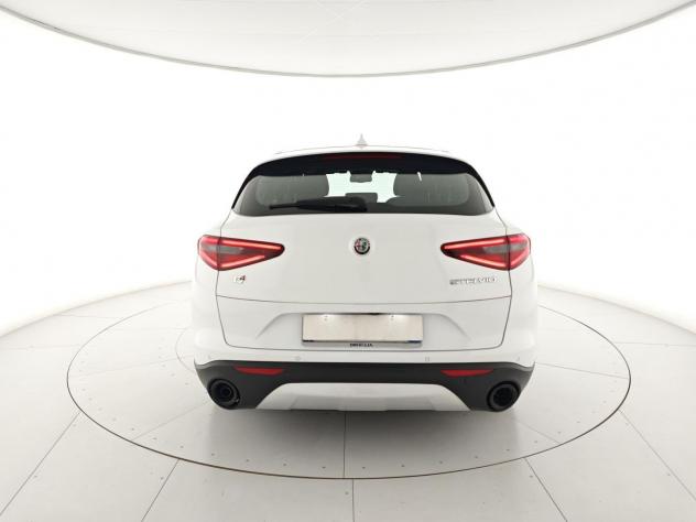 Alfa Romeo Stelvio 2.2 Turbodiesel 190 CV AT8 Q4 Business - Foto 4
