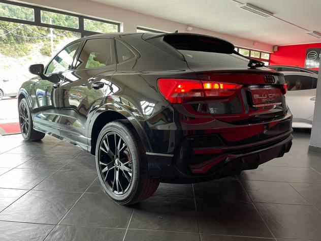 AUDI Q3 SPTB 35Tdi S-LINE S-TRONIC TOTAL BLACK - Foto 5