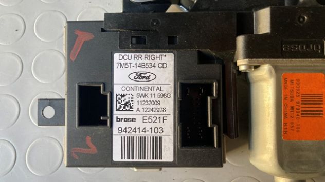 Motorino alzacristallo posteriore DX Ford Kuga del 2011 (7M5T-14B534-CD) - Foto 3
