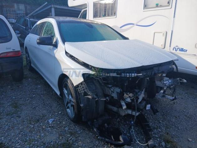 MERCEDES-BENZ CLA 200 d S.W. Automatic rif. 24105547
