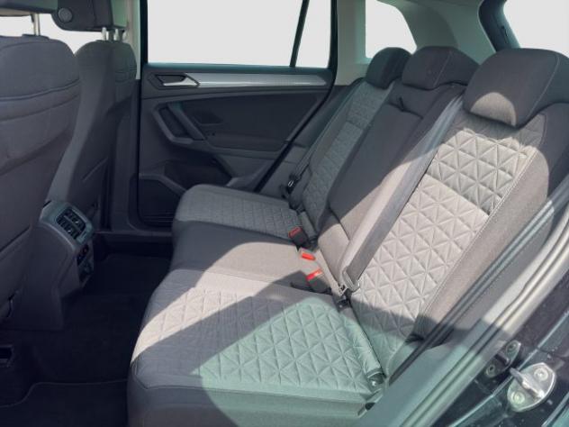VOLKSWAGEN Tiguan Tiguan 2.0 TDI 150 CV SCR DSG Life rif. 23717261 - Foto 10