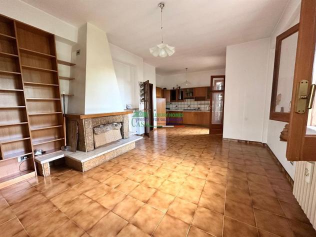 Rif. 9872 - CASA SEMINDIPENDENTE A GIARRATANA - Foto 8