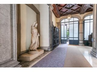 Appartamento di 106 m² con 3 locali in affitto a Milano