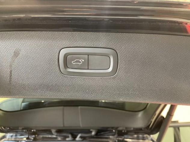 VOLVO XC90 D5 2.0D AWD Geartronic Aut. * PELLE * 7 POSTI * rif. 23619430 - Foto 9