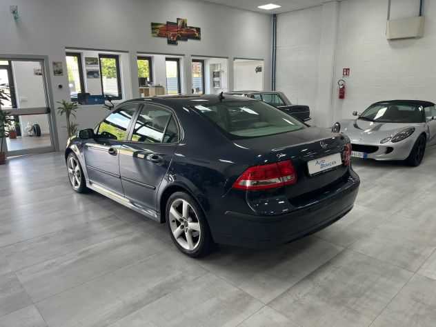 Saab 9-3 Sedan 2.2 tid Arc - Foto 7